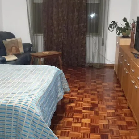 Casa de hóspedes Quartos Cesário Massamá Queluz
